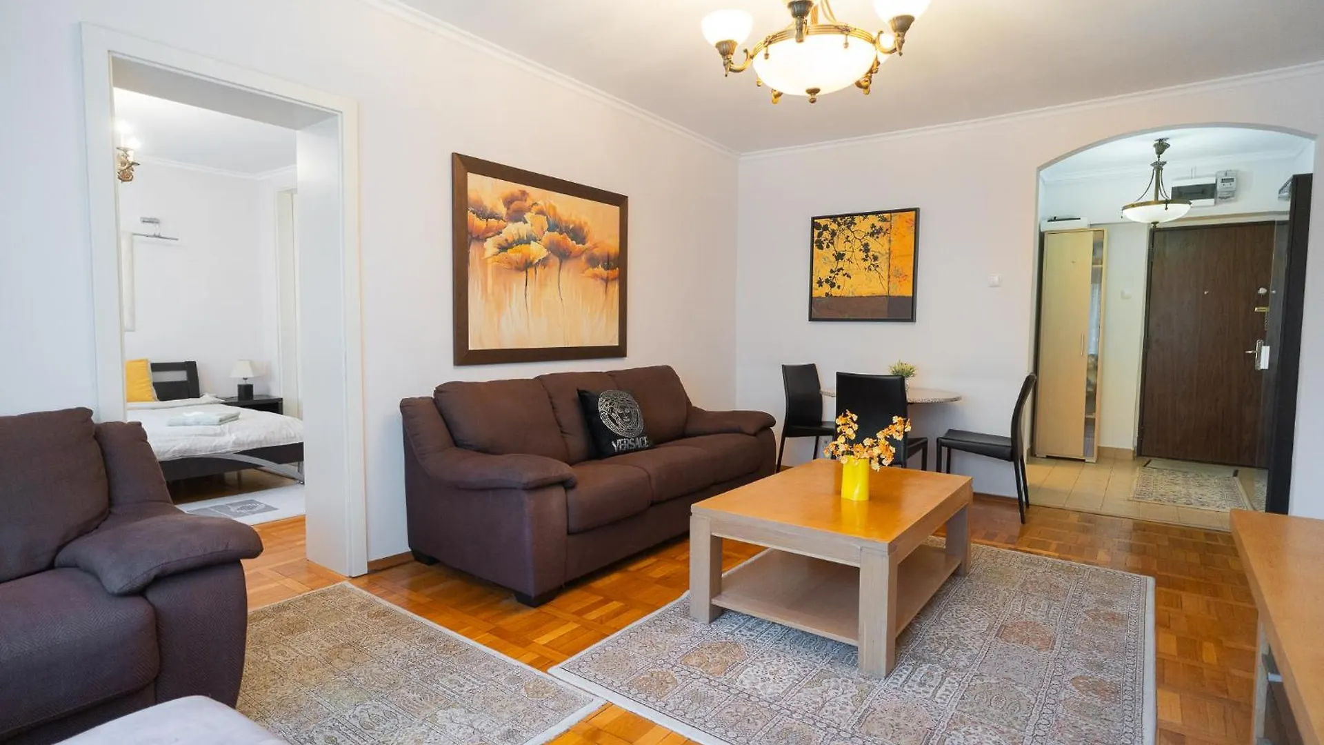 Classic Stay Next To Victoriei Avenue contacts